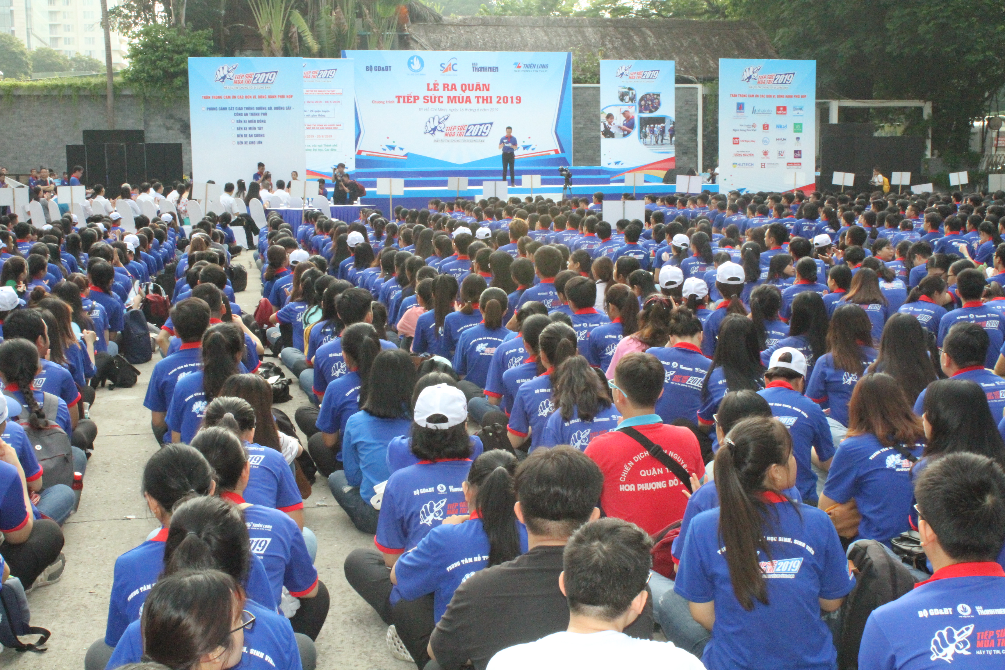 20.000 sinh viên TP Hồ Chí Minh ra quân “Tiếp sức mùa thi 2019”